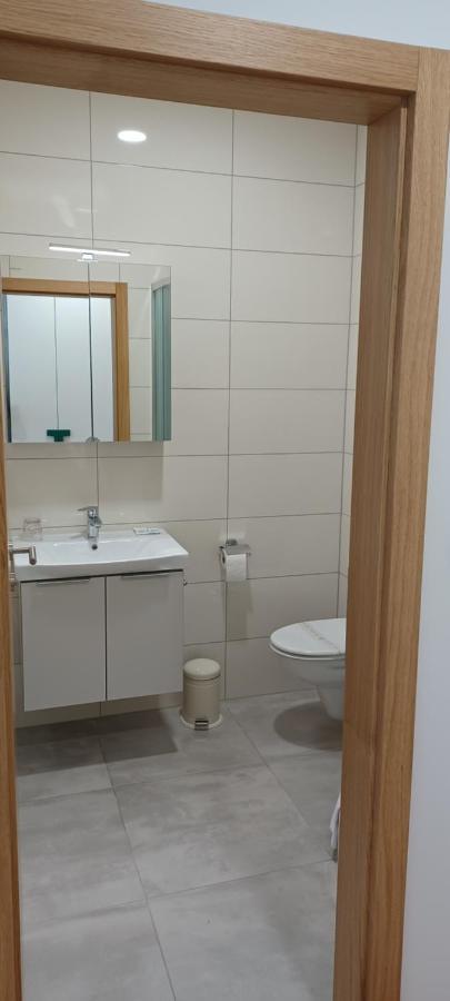 Hostel Green Donji Kraljevoc ภายนอก รูปภาพ