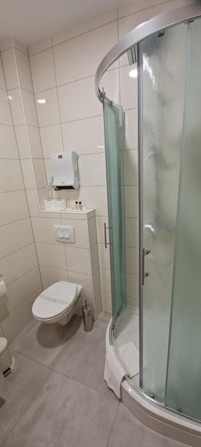 Hostel Green Donji Kraljevoc ภายนอก รูปภาพ